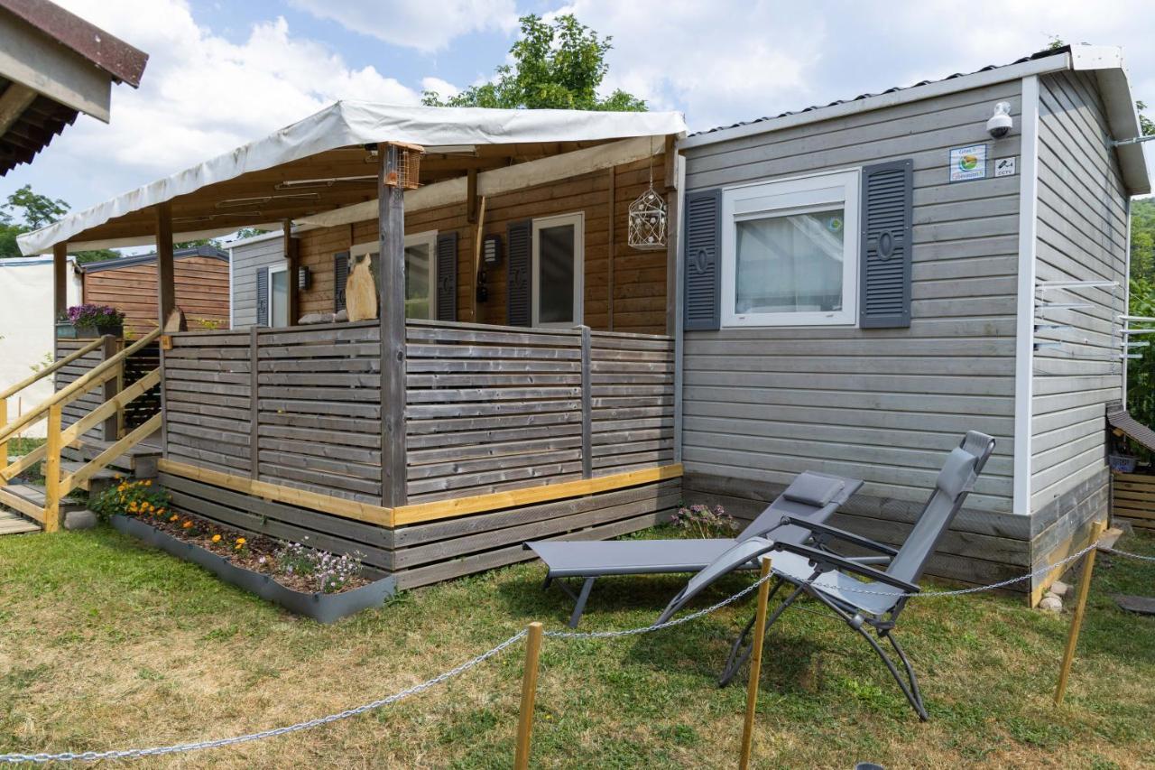 Grand Mobil Home 6 personnes climatisé avec 3 chambres et 2 salles de bains à Munster en Alsace Exterior foto